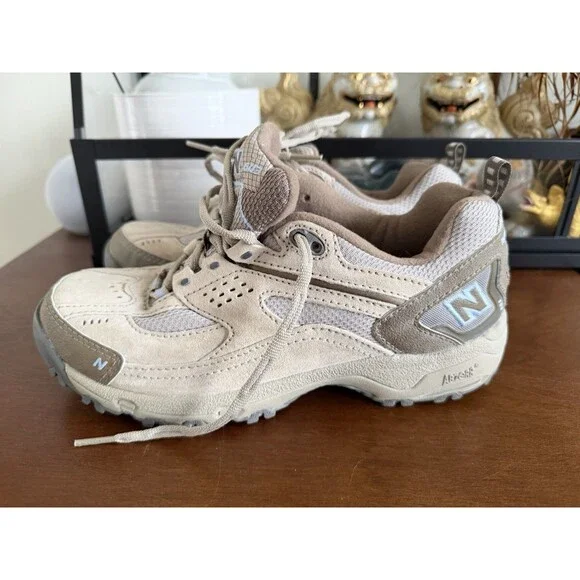 New Balance 643 All Terrain WW643TB  Womens Shoes Brown/Beige Size 8.5 - Picture 2 of 6